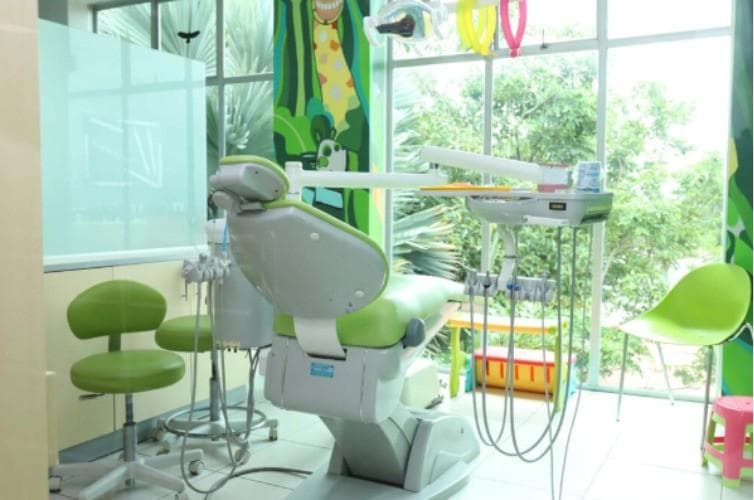 Colina Dental interior