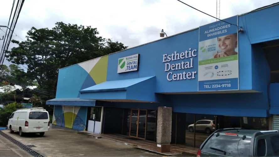Costa Rica Dental Team interior